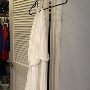 Beautiful maxi dress off white w pleats